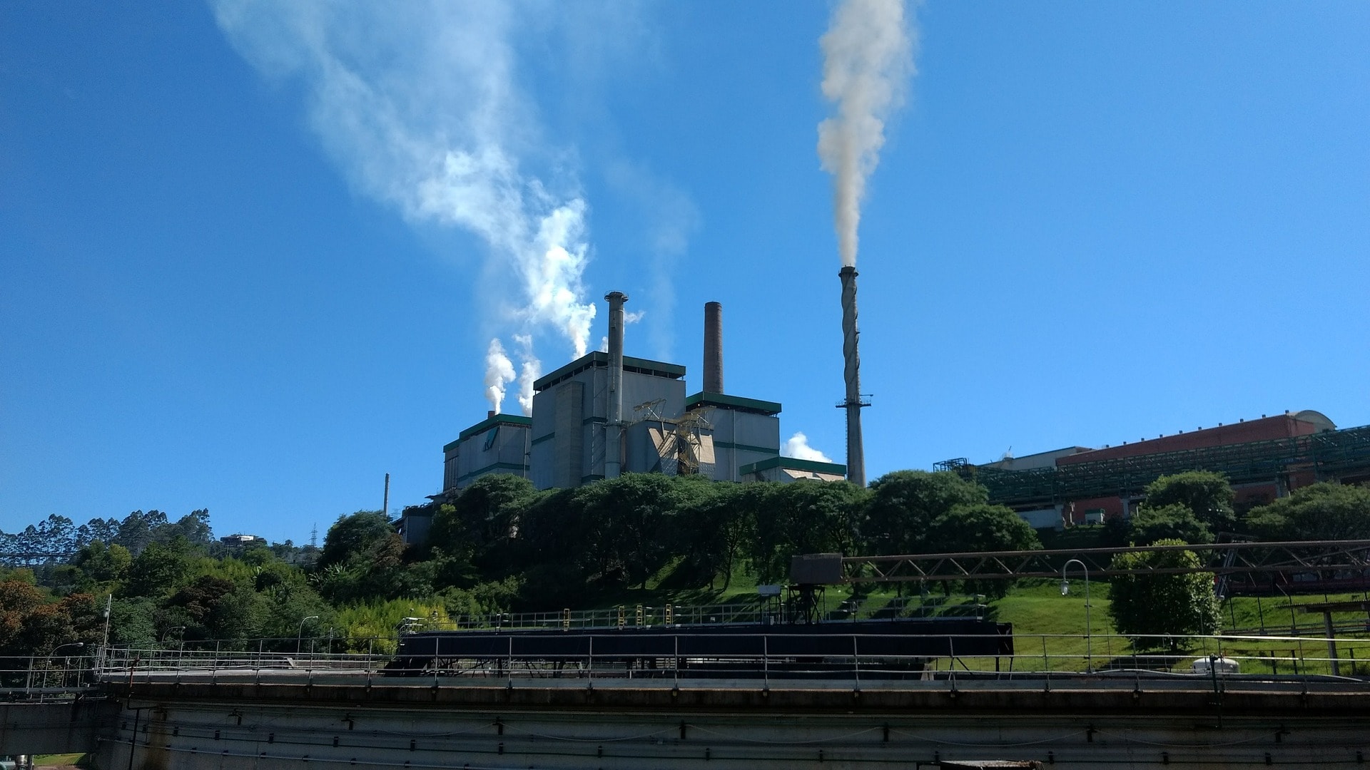 industry-g213800a20_1920